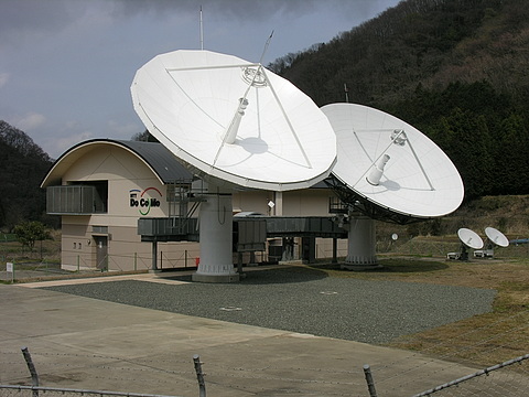 NTTドコモ揚枝方衛星通信所