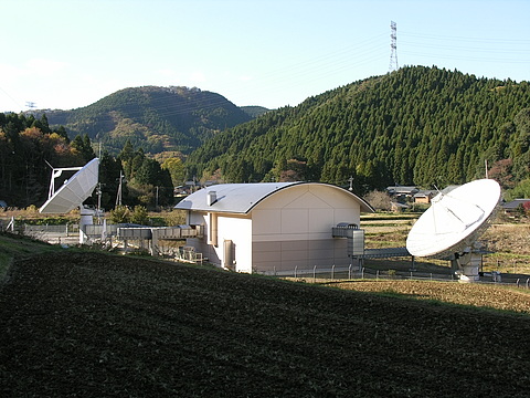 NTTドコモ揚枝方衛星通信所